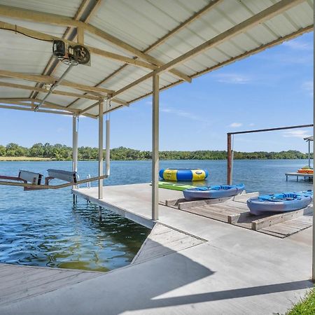 119 Christopher Concierge Services Available Kingsland Exterior foto