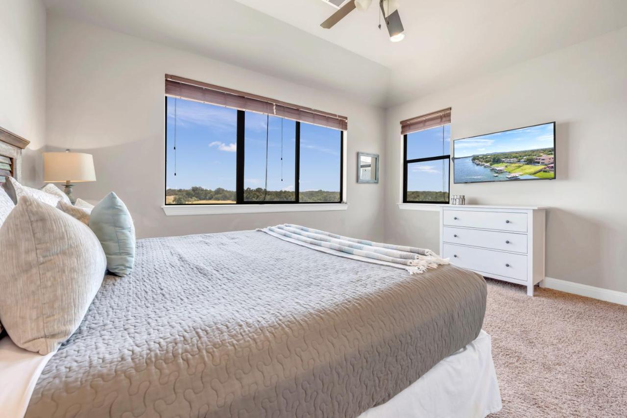 119 Christopher Concierge Services Available Kingsland Exterior foto