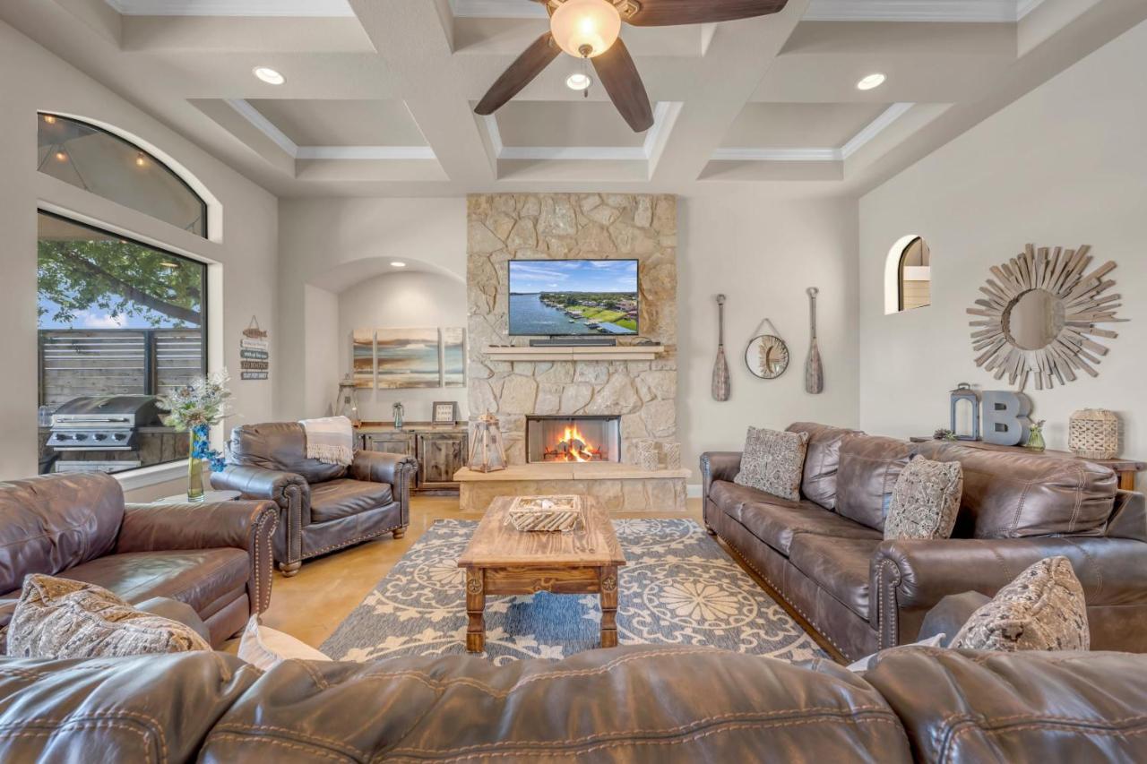 119 Christopher Concierge Services Available Kingsland Exterior foto