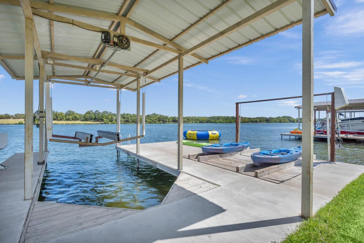 119 Christopher Concierge Services Available Kingsland Exterior foto
