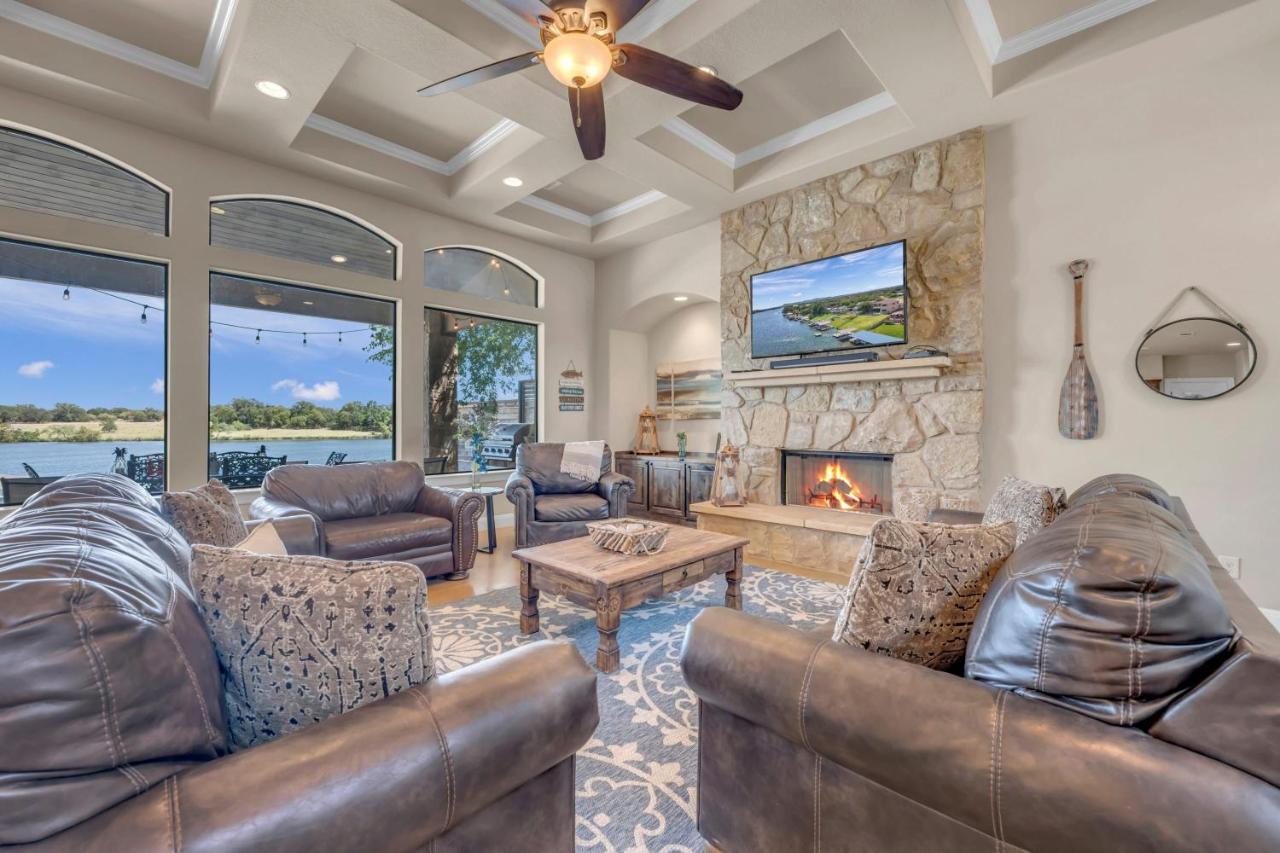 119 Christopher Concierge Services Available Kingsland Exterior foto